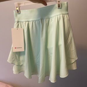 LULULEMON COURT RIVAL HR SKIRT